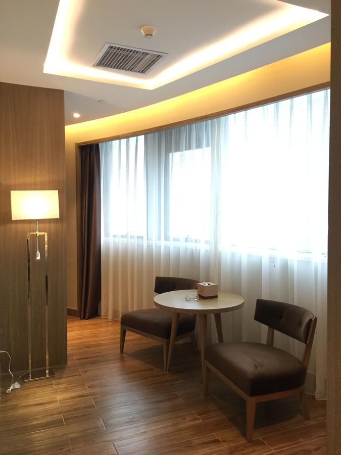 Southern-Club Station 1 Hotel-Free Canton Fair Shuttle Bus Buitenkant foto