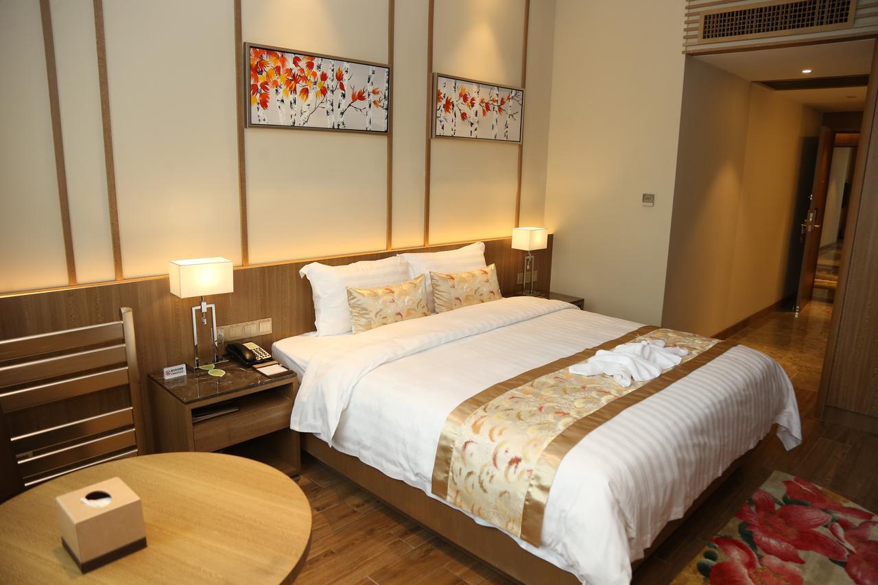 Southern-Club Station 1 Hotel-Free Canton Fair Shuttle Bus Buitenkant foto