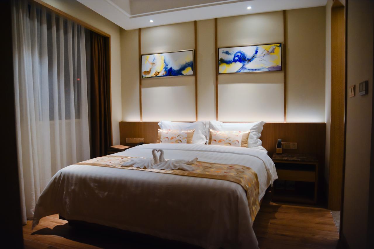 Southern-Club Station 1 Hotel-Free Canton Fair Shuttle Bus Buitenkant foto